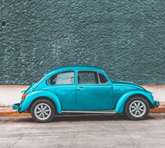 Carro em perigo seguro auto roubo e furto